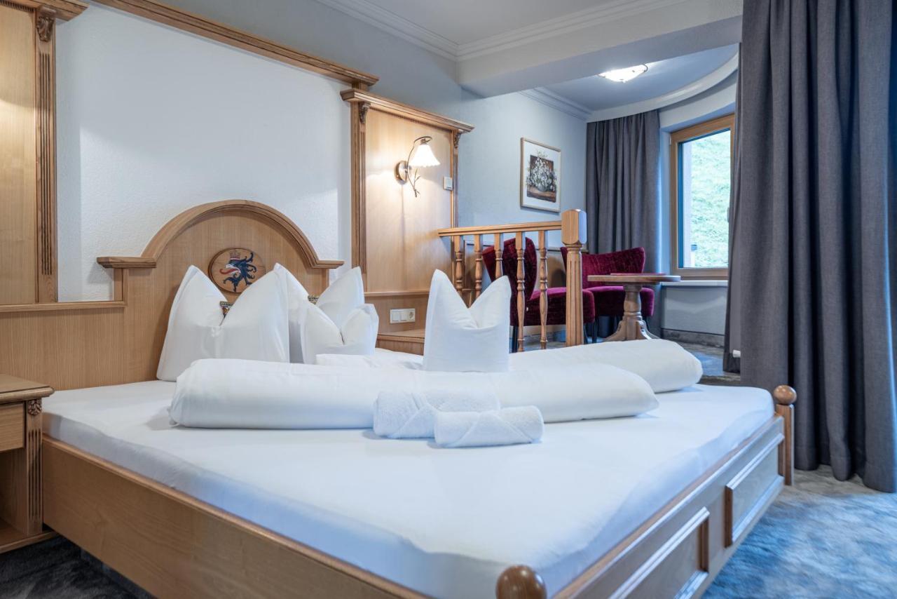 Burghotel Alpengluehn 오베르구르글 외부 사진