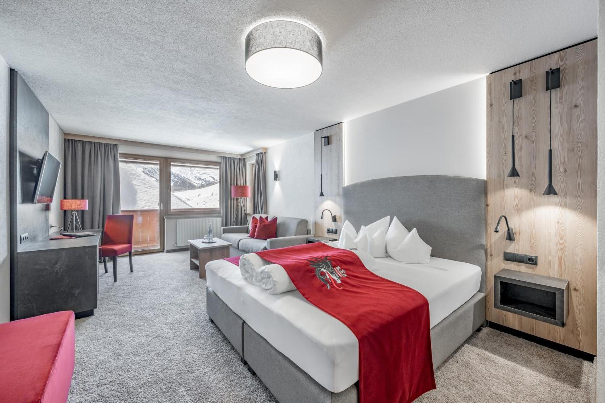 Burghotel Alpengluehn 오베르구르글 객실 사진