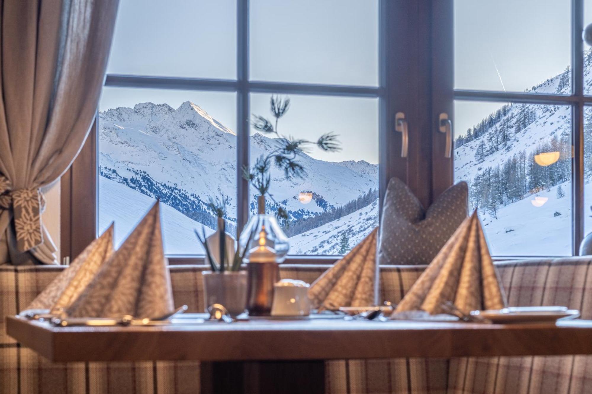 Burghotel Alpengluehn 오베르구르글 외부 사진