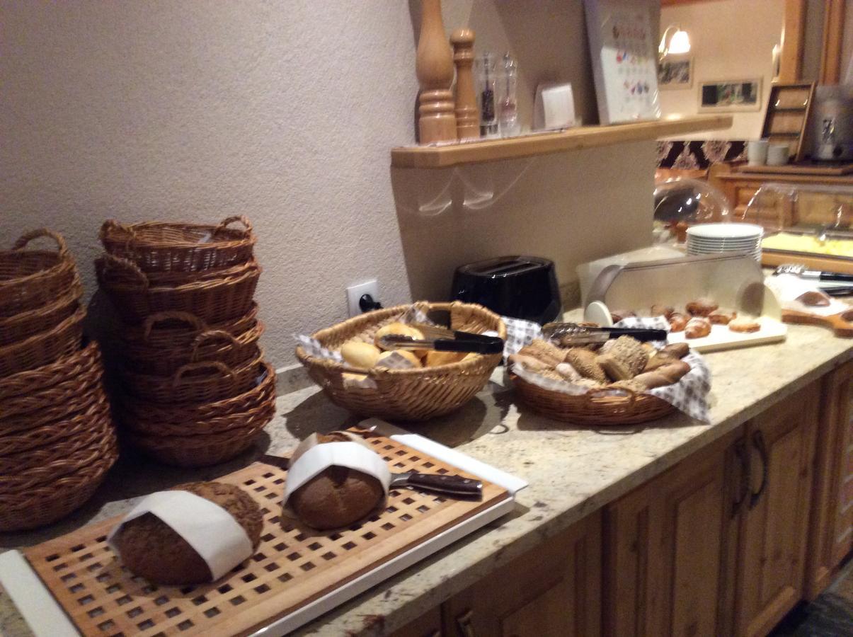 Burghotel Alpengluehn 오베르구르글 외부 사진