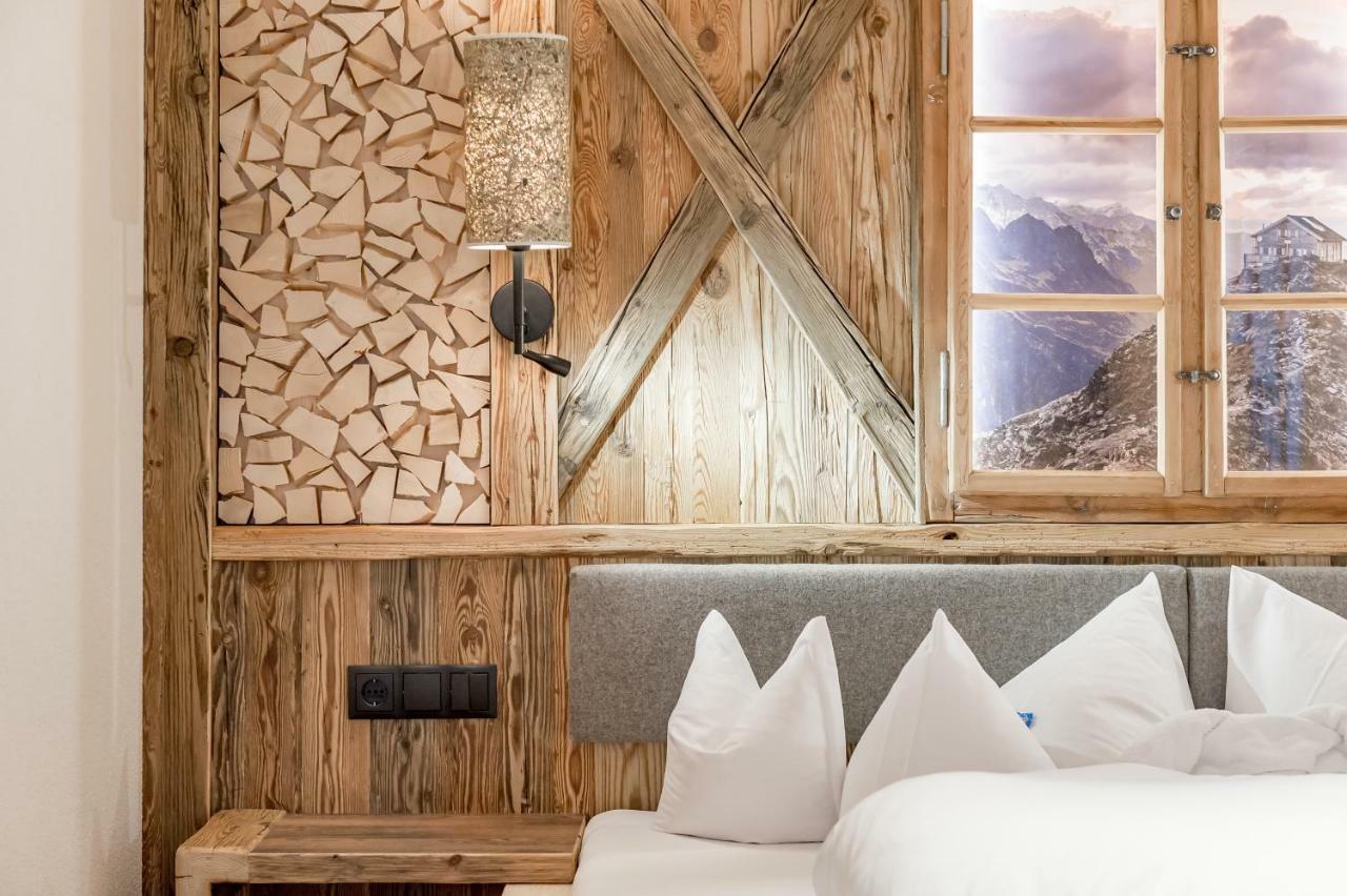 Burghotel Alpengluehn 오베르구르글 외부 사진